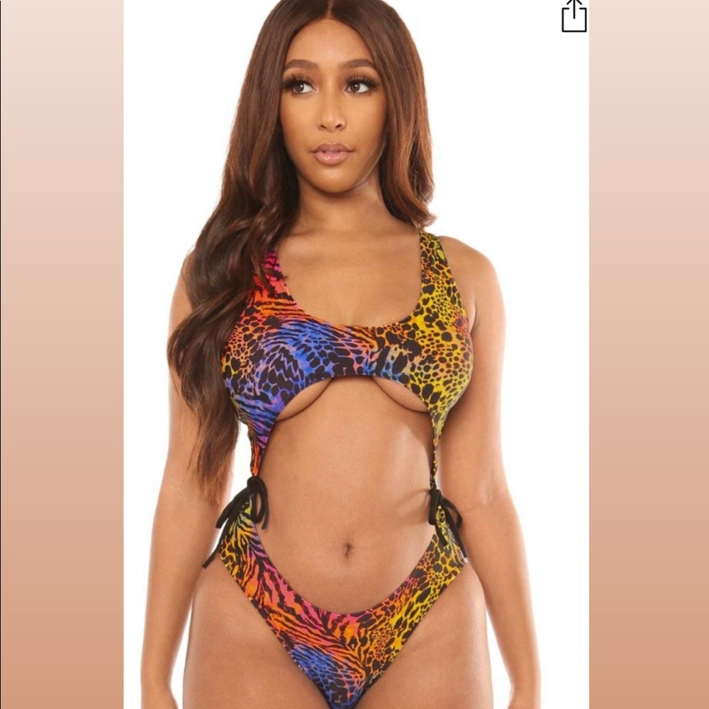 Multi color monokini